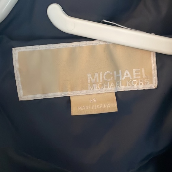 Michael Kors down filled winter jacket. XS, PTP: 19” - Picture 3 of 6